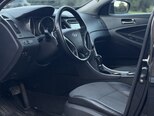 Hyundai Sonata-12