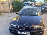 BMW 320-1