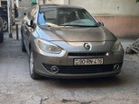 Renault Fluence-1