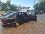 Mercedes E 240-8