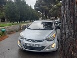 Hyundai Elantra-2