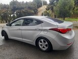 Hyundai Elantra-6