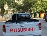 Mitsubishi L200-2