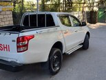Mitsubishi L200-8