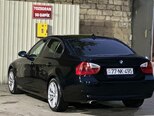BMW 320-7