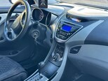 Hyundai Elantra-9
