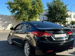 Hyundai Elantra-10