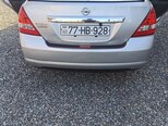 Nissan Tiida-4