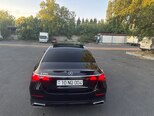 Mercedes E 200-11