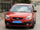 Kia Rio-1