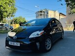 Toyota Prius-2