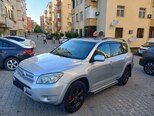 Toyota RAV4-8