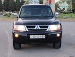Mitsubishi Pajero-16