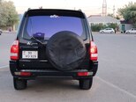 Mitsubishi Pajero-2