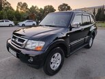 Mitsubishi Pajero-12