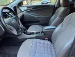 Hyundai Sonata-12