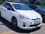 Toyota Prius-3