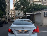 Hyundai Accent-2