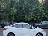 Hyundai Accent-3