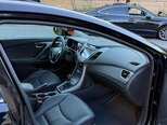 Hyundai Elantra-12