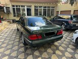 Mercedes E 230-3