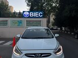 Hyundai Accent-1