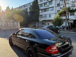 Mercedes E 240-2
