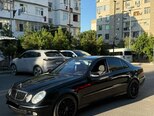 Mercedes E 240-4