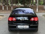 Volkswagen Passat-8