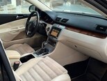 Volkswagen Passat-12