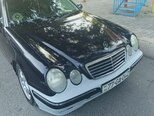 Mercedes E 220-13