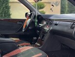 Mercedes E 240-8