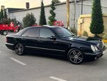 Mercedes E 240-2