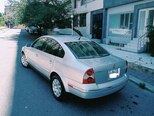 Volkswagen Passat-5