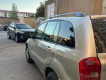 Toyota RAV4-3