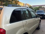 Toyota RAV4-6