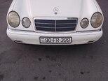 Mercedes E 280 4MATIC-1