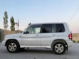 Mitsubishi Pajero io-7