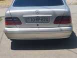 Mercedes E 270-2