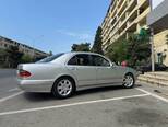Mercedes E 220-3