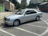 Mercedes E 220-4