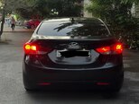 Hyundai Elantra-8