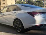 Hyundai Elantra-4