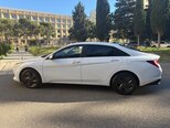 Hyundai Elantra-8