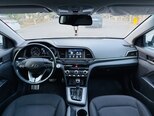 Hyundai Elantra-13