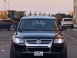 Volkswagen Touareg-1