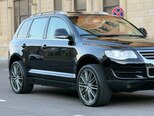 Volkswagen Touareg-11