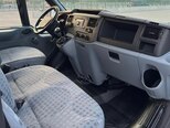 Ford Transit-9