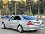 Mercedes E 240-11