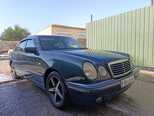 Mercedes E 220-3